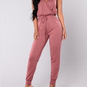 Fashion nova jump suit